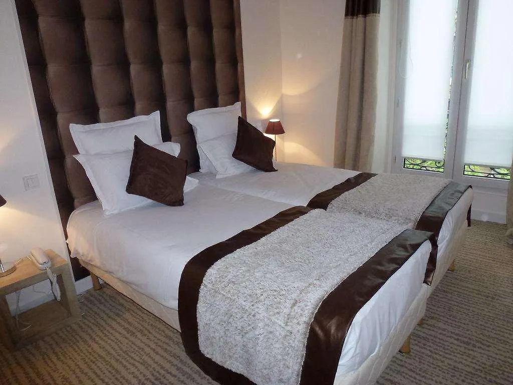 Hotel B Square Parigi