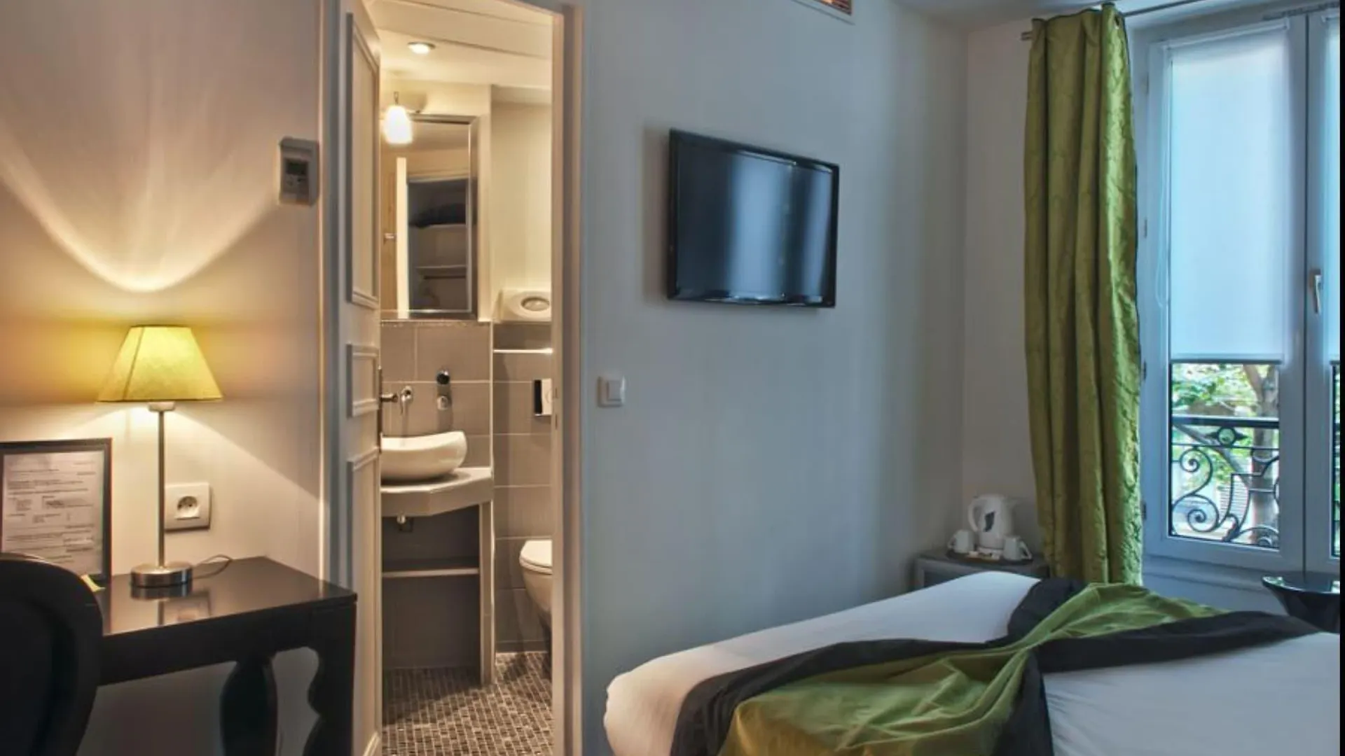 Hotel B Square Parigi 3*,  Francia