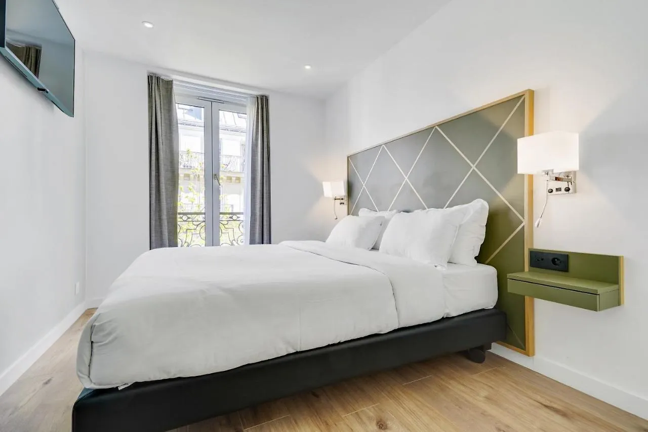 Hotel B Square Parigi