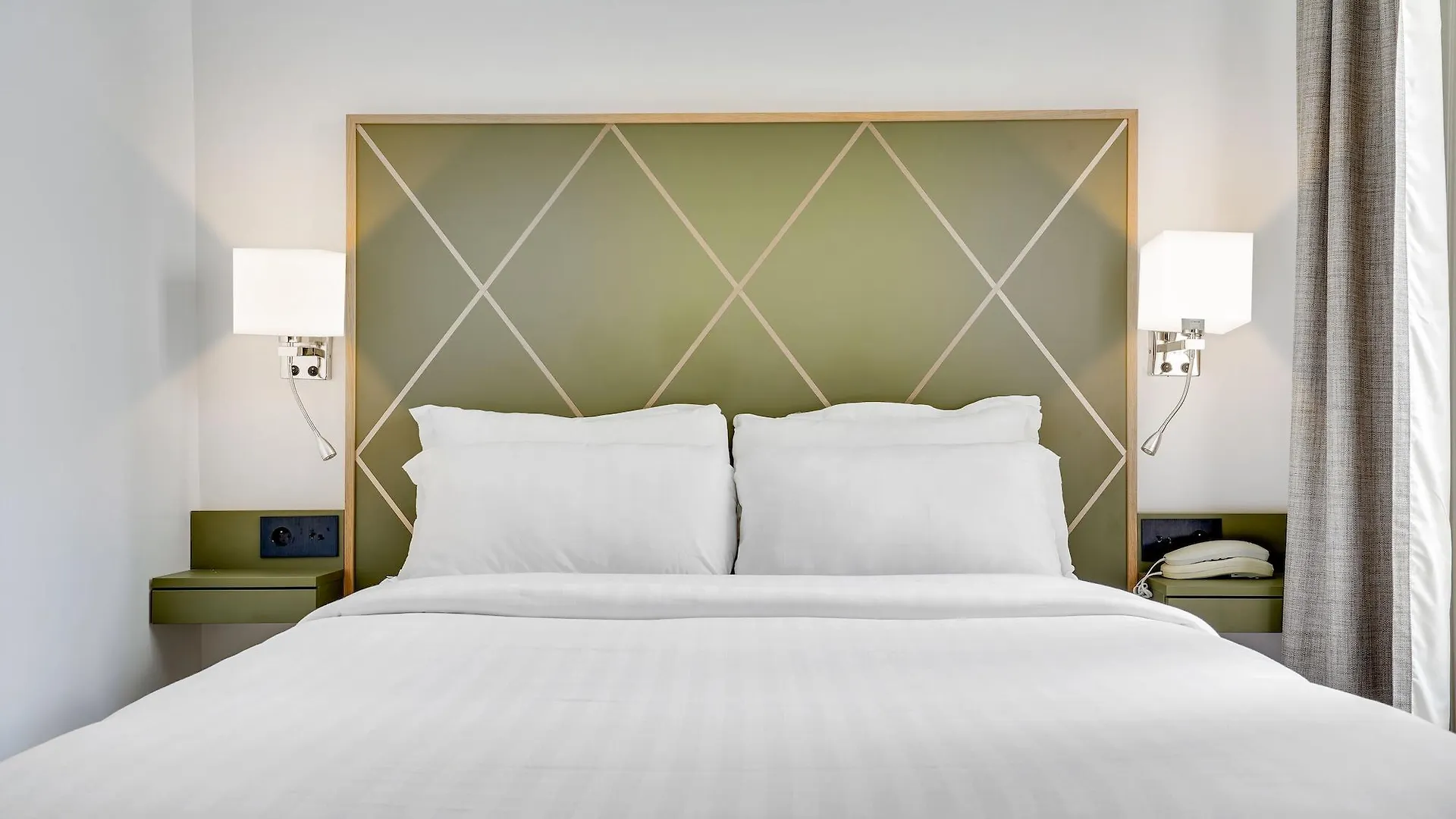 Hotel B Square Parigi