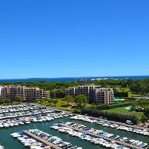 cannes-marina-golf.fr-provencehotel.com/