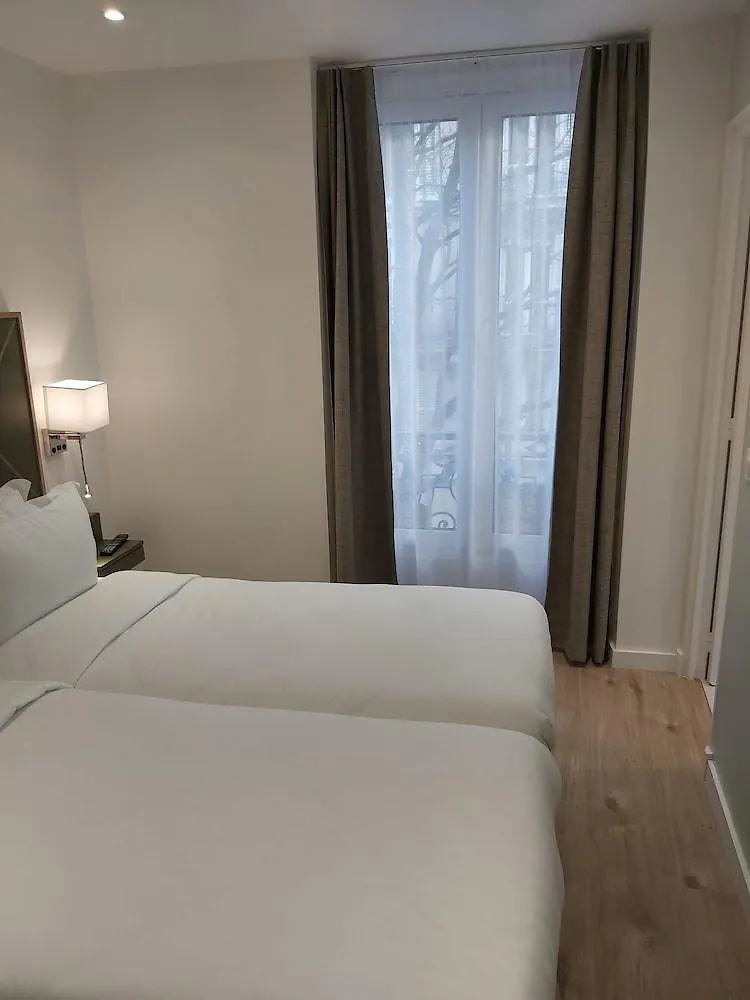 Hotel B Square Párizs